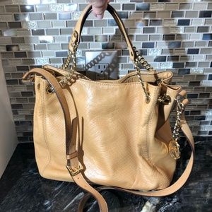 Michael Kors Crossbody Bag